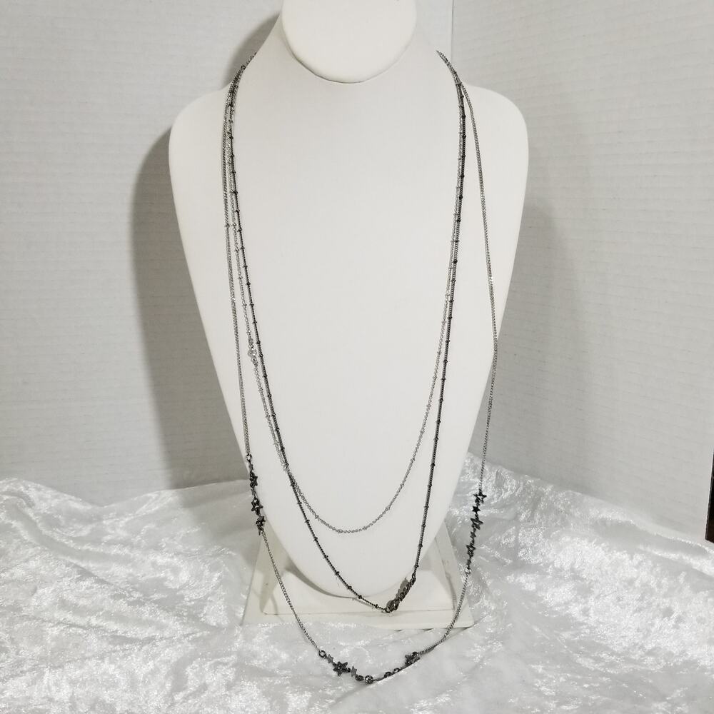 Vera Wang 3 layer necklace 14"16"18" black 1.1649